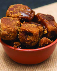 Gur (Jaggery)